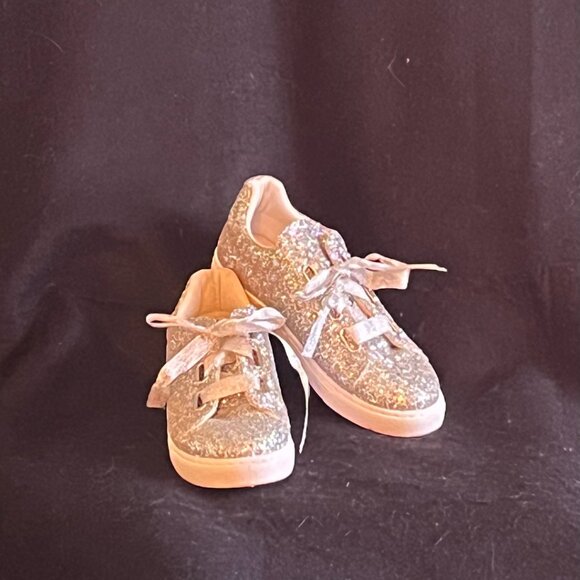 ‘Forever 21’ Silver Gliiter Sneakers* - Picture 8 of 9